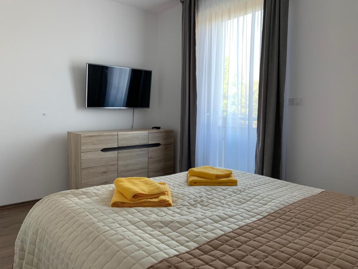 Naplemente Apartman Balatonfured Exterior photo