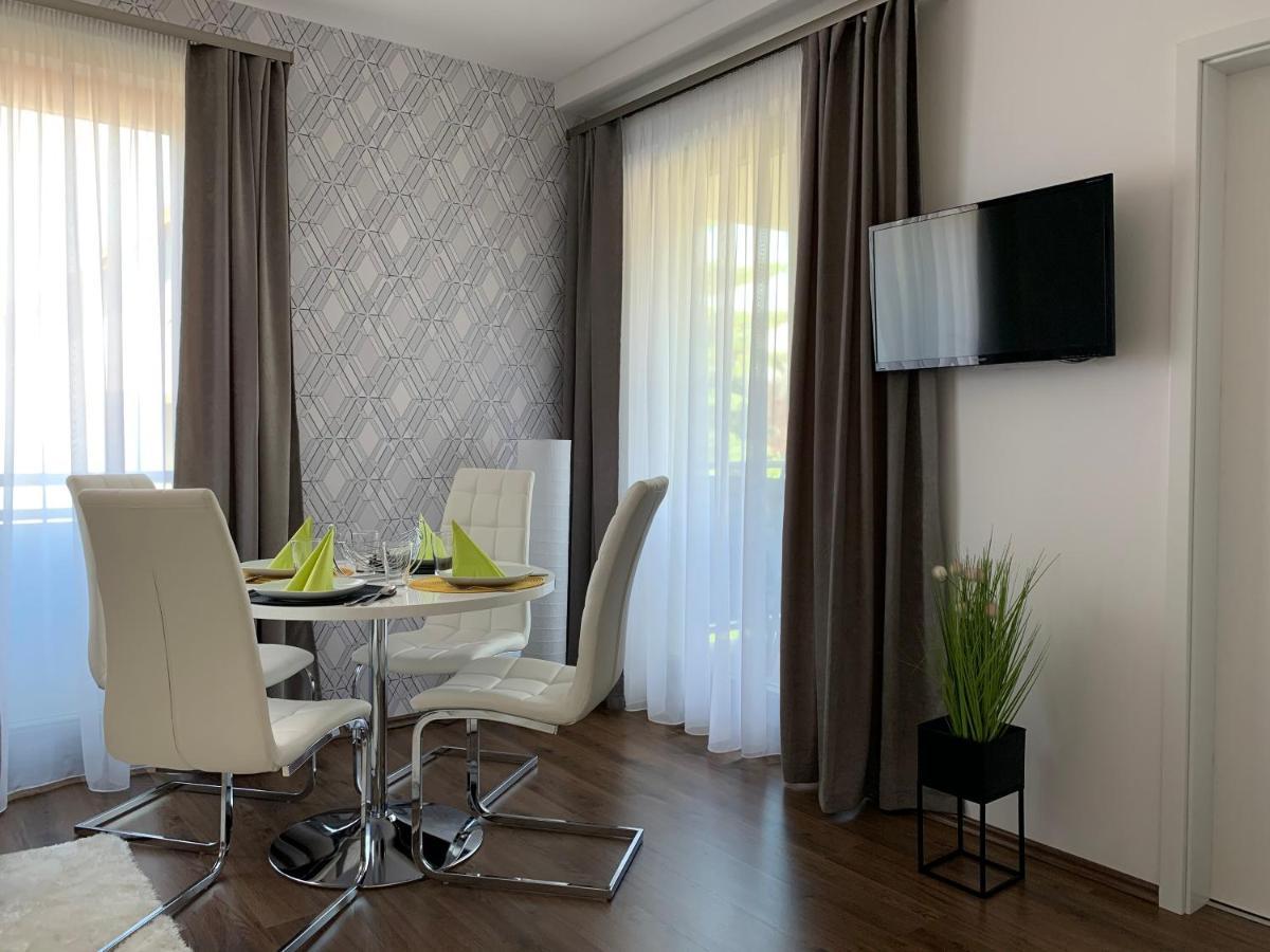 Naplemente Apartman Balatonfured Exterior photo